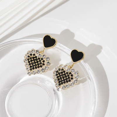 Színes női fülbevaló - kövekkel