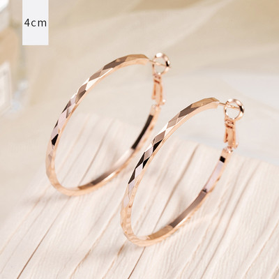 Egy új modell női fülbevaló kerek formában