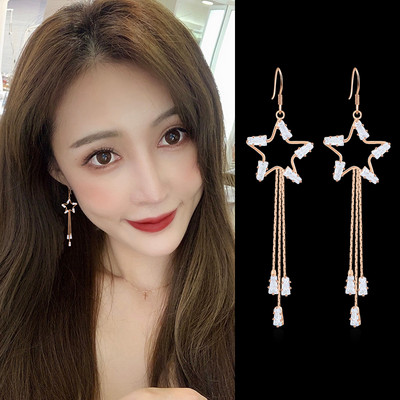 Női lógó fülbevaló - ötágú csillagokkal díszítve