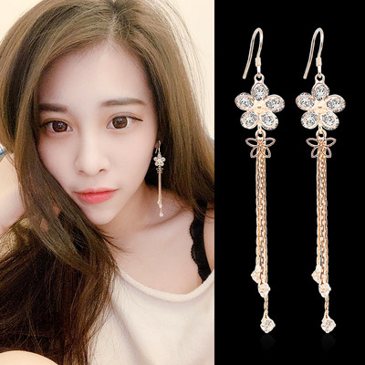 Női lógó fülbevaló - ötágú csillagokkal díszítve