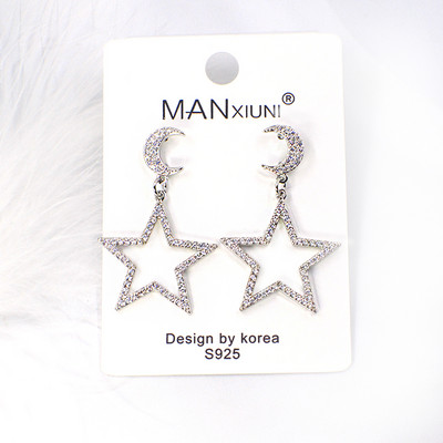 Női lógó fülbevaló díszkövekkel