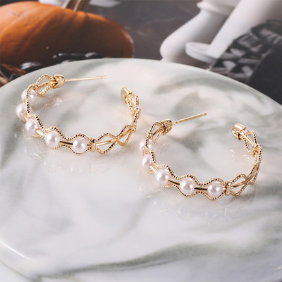 Női karika fülbevaló - különböző modellek