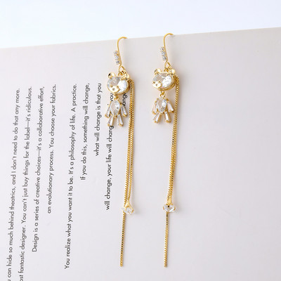 Hosszú női fülbevaló kövekkel - arany és ezüst színben