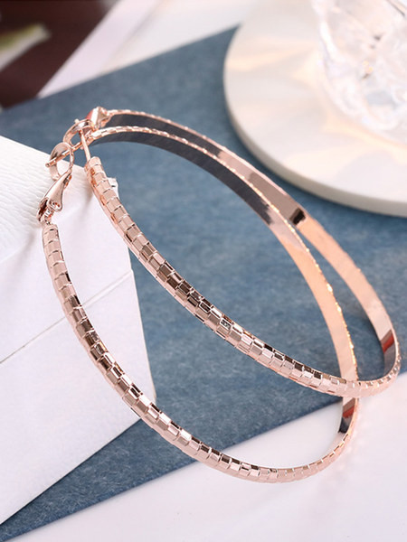 Egy új modell női fülbevaló kerek formában