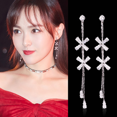 Kövekkel díszített női lógó fülbevaló új modellje