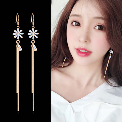 Kövekkel díszített női lógó fülbevaló új modellje