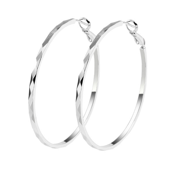 Női karika fülbevaló arany és ezüst színben