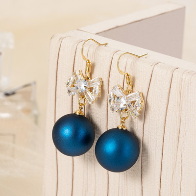 Női gyöngy fülbevaló különböző színekben