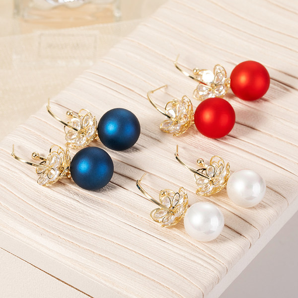 Női gyöngy fülbevaló különböző színekben