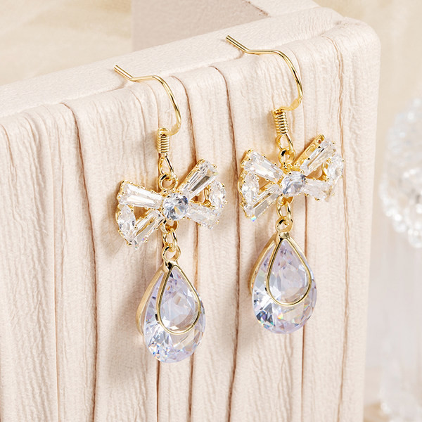 Női fülbevaló kő medállal - többféle színben