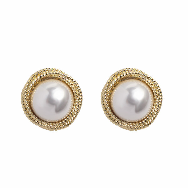 Modern gyöngy fülbevaló nőknek