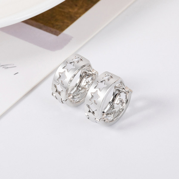 Női karika fülbevaló csillagokkal