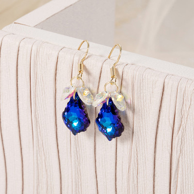 Elegáns női fülbevaló színes kristály kövekkel