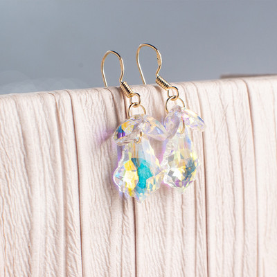 Elegáns női fülbevaló színes kristály kövekkel