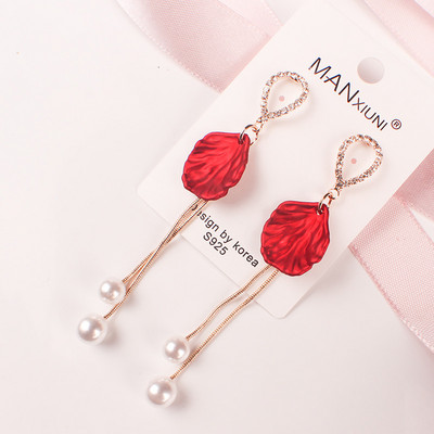 Színes elegáns fülbevaló arany színben