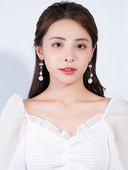 Modern női hosszú fülbevaló kövekkel és gyöngyökkel