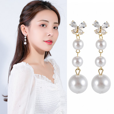 Női fülbevaló – pillangós gyöngy