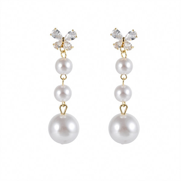 Női fülbevaló – pillangós gyöngy