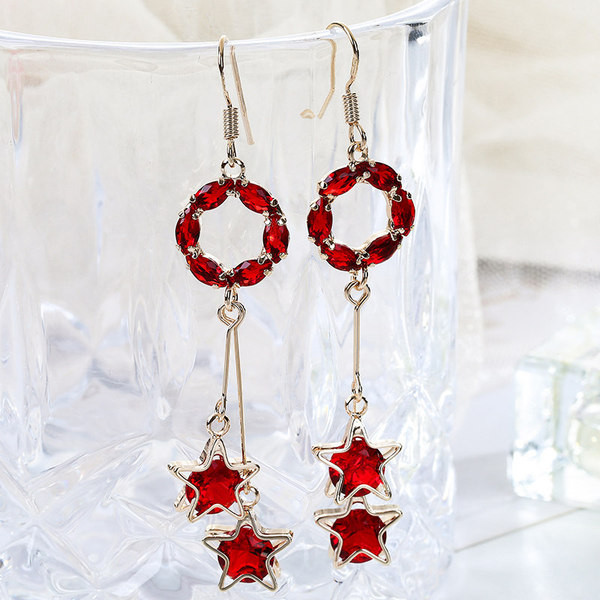 Hosszú női fülbevaló kövekkel