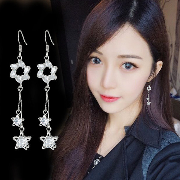 Hosszú, elegáns fülbevaló arany és ezüst színben