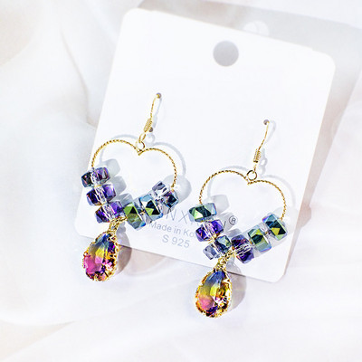 Női fülbevaló - csüngő szívecskével