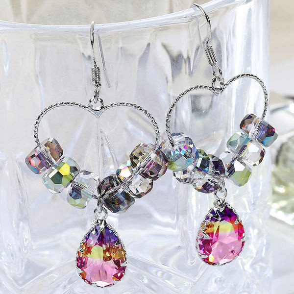 Női fülbevaló - csüngő szívecskével