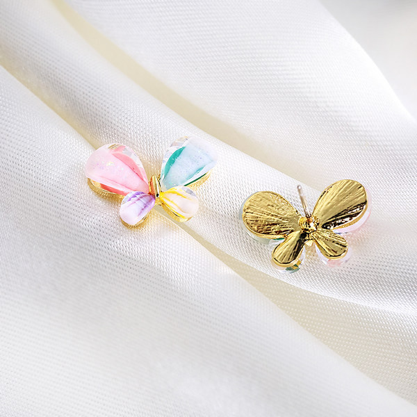 Női kis színes pillangós fülbevaló
