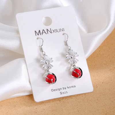 Női fülbevaló - gyöngy virággal