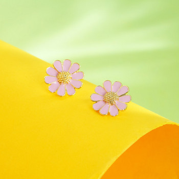 Μικρά γυναικεία σκουλαρίκια με διακοσμητικά λουλούδια