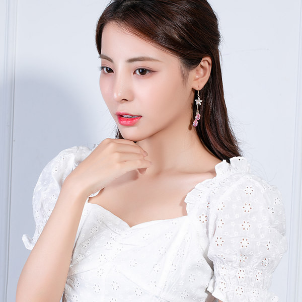 Új modell női fülbevaló színes kövekkel