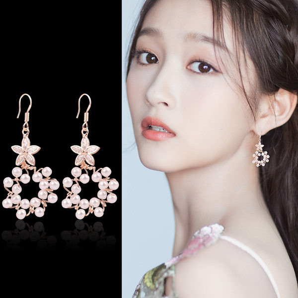 Γυναικεία σκουλαρίκια σε χρυσό και ασημί χρώμα