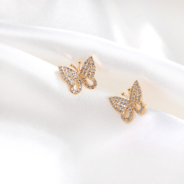 Γυναικεία μικρά σκουλαρίκια με διακοσμητικές πέτρες πεταλούδας