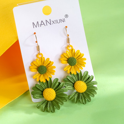 Női fülbevaló - virág formájú