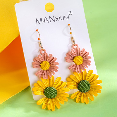 Női fülbevaló - virág formájú