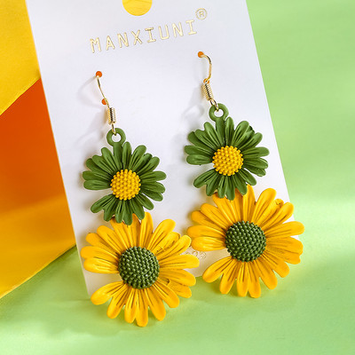 Női fülbevaló - virág formájú